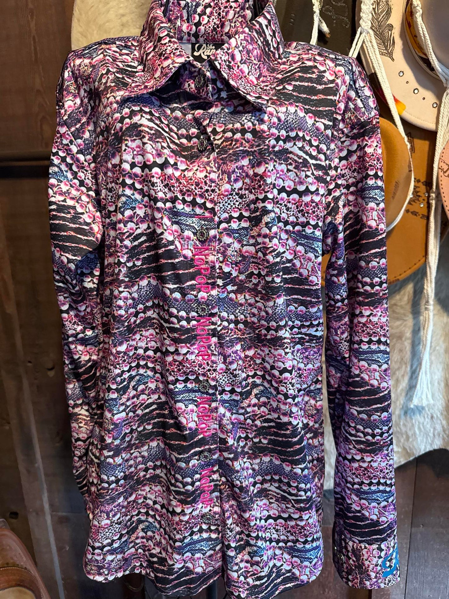 Pink, black, and white Ranch Equestrian barrel racing show shirt with NoPop closure, size small, luxury performance fabric.